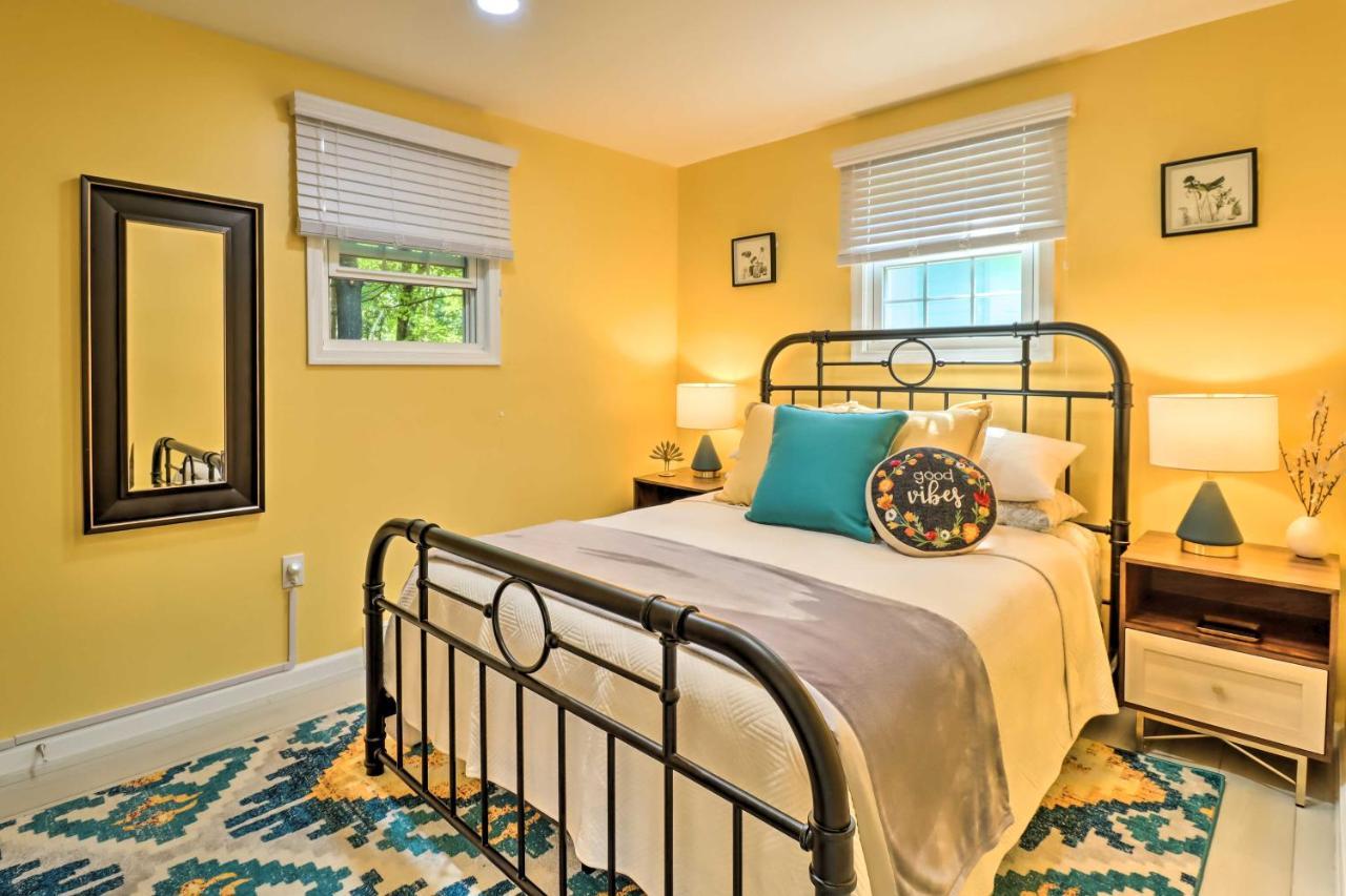 Holiday home Pocono Mountain Escape With Game Walk To Lake! Albrightsville