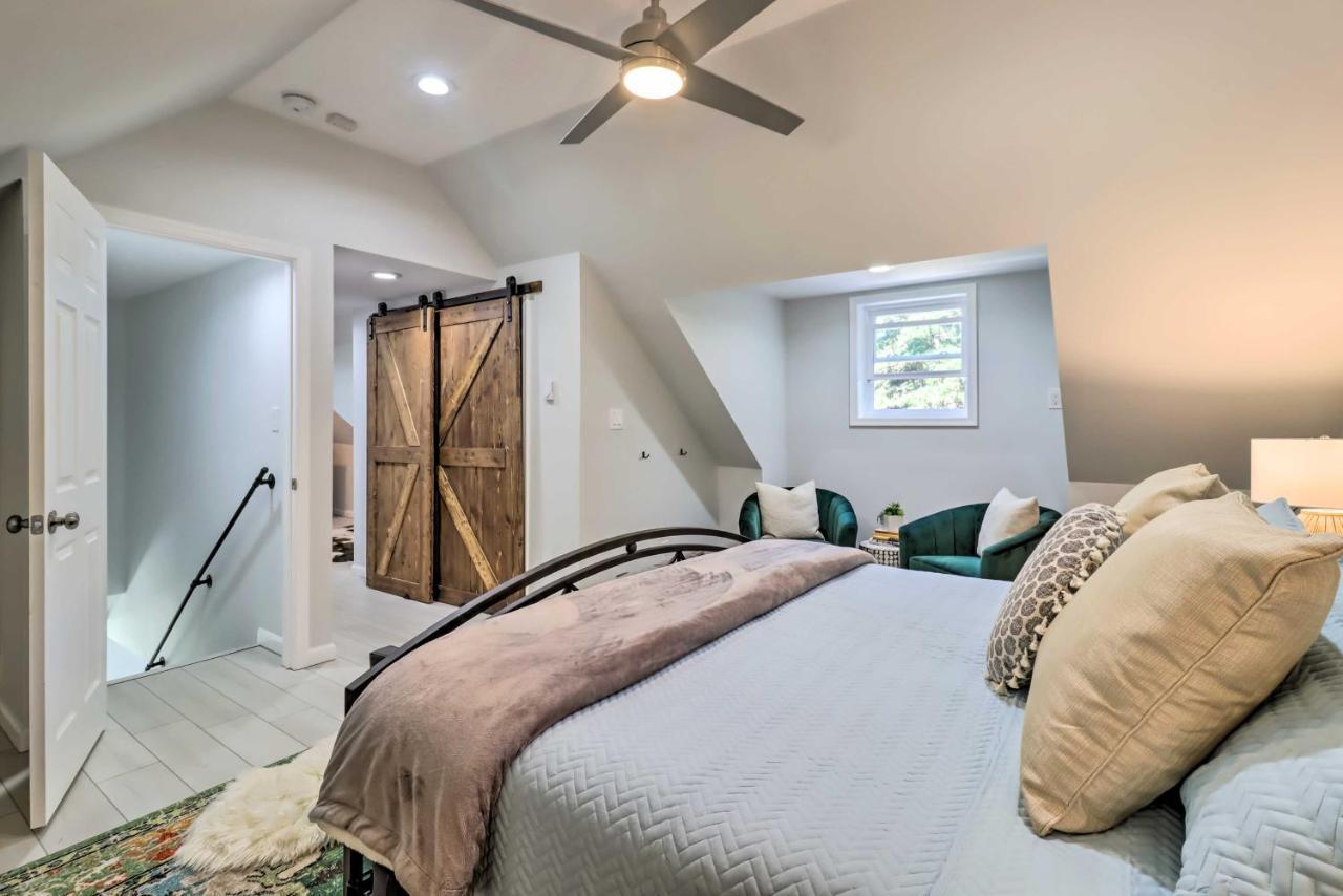 Holiday home Pocono Mountain Escape With Game Walk To Lake! *