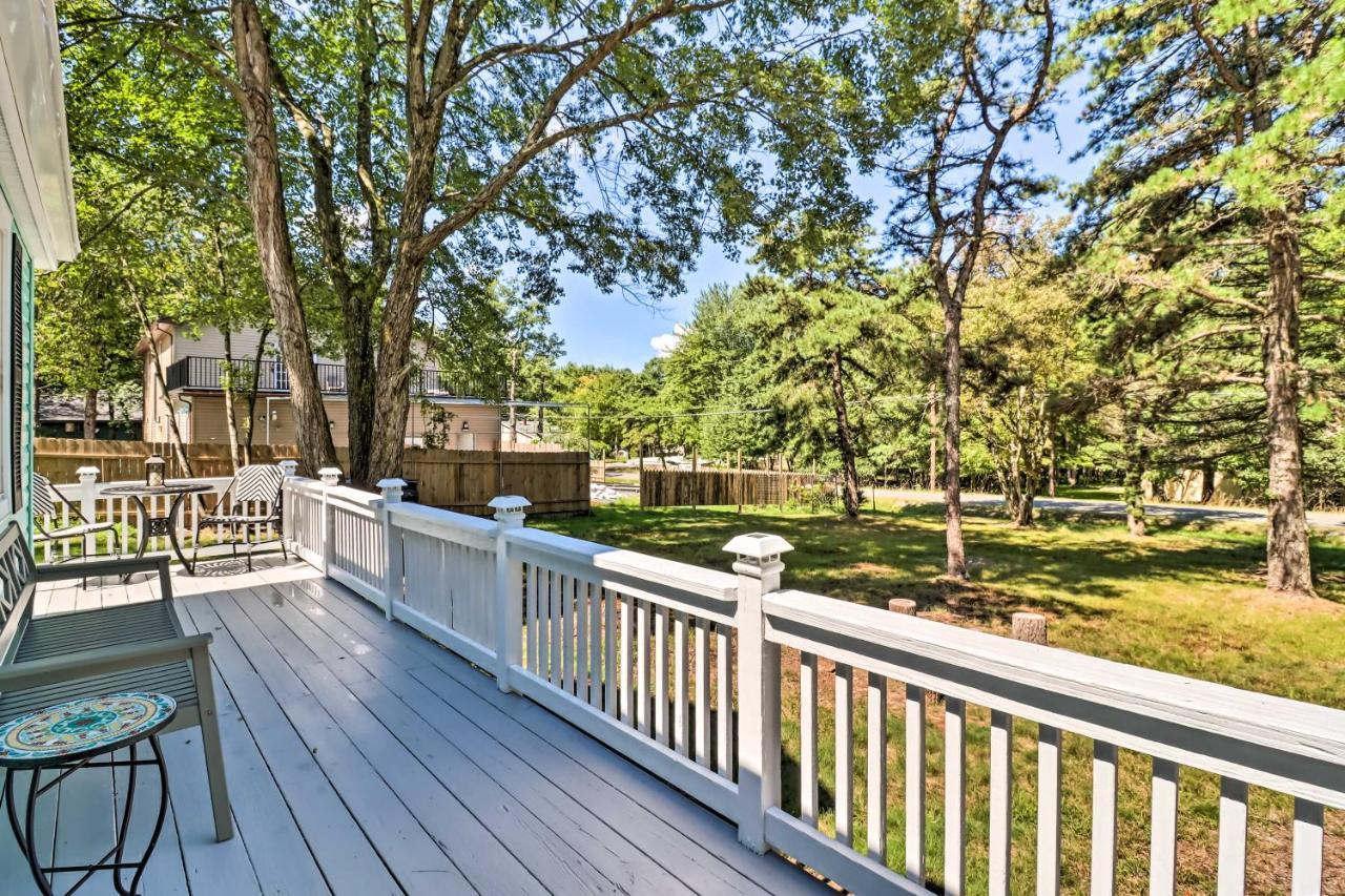 Pocono Mountain Escape With Game Walk To Lake! *